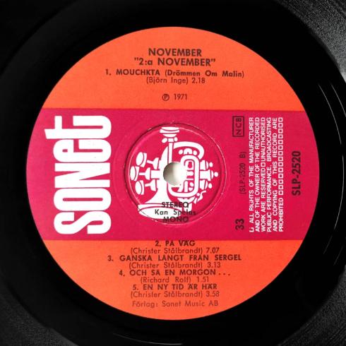 November • 2:a November, Sonet LP