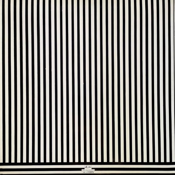 Nuova Idea • Mr. E. Jones