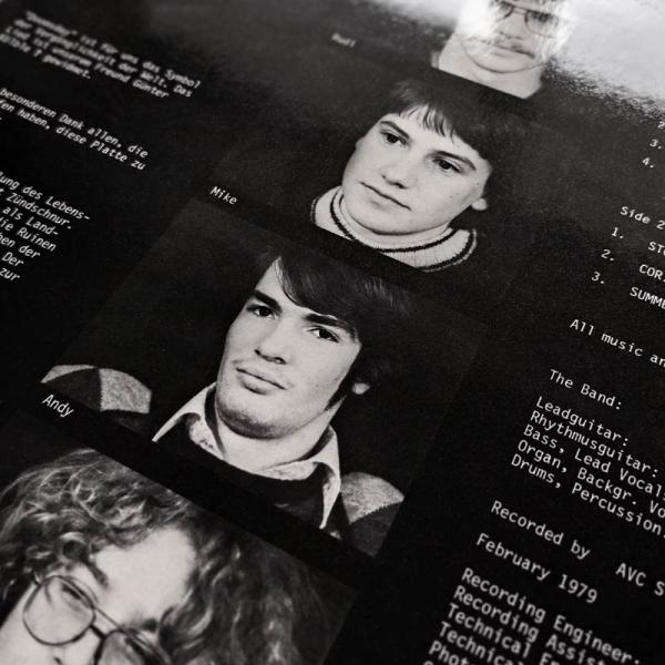 Gravestone • Doomsday